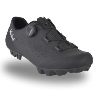Zapatillas MTB WALLY de John Luck en color negro 1