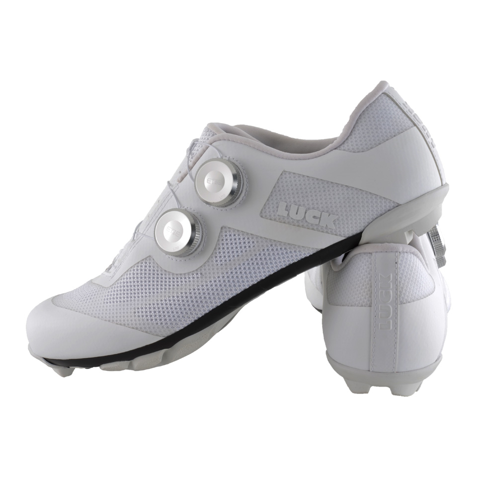 doble cierre rotativo de las zapatillas MTB John Luck Auris blancas
